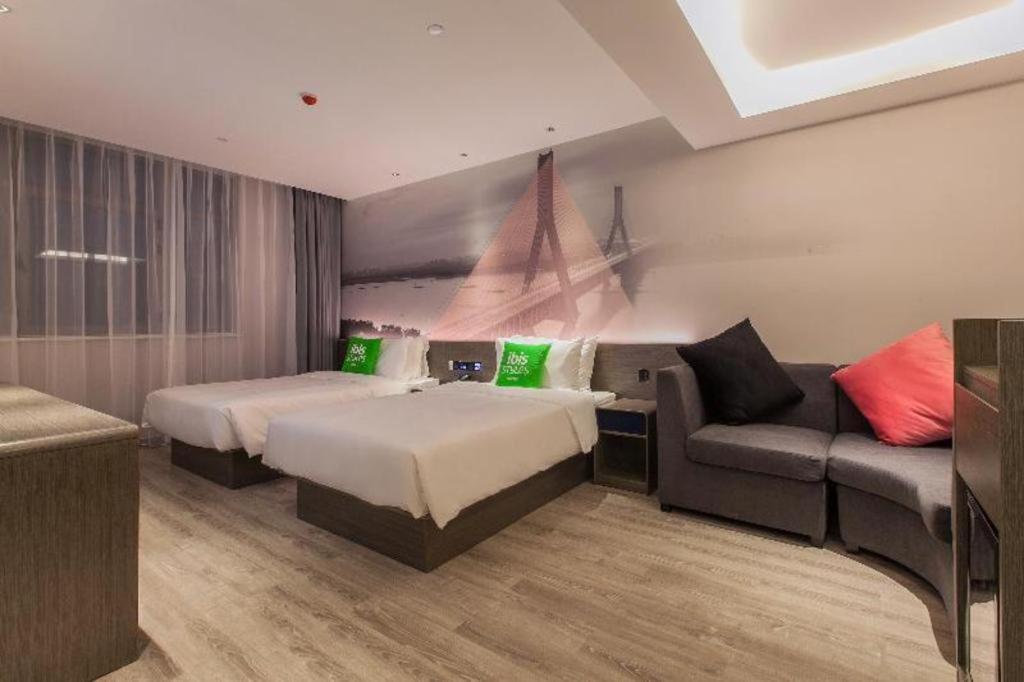 Ibis Styles Wuhan Optics Valley Square Hotel Ngoại thất bức ảnh
