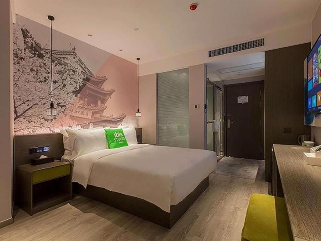 Ibis Styles Wuhan Optics Valley Square Hotel Ngoại thất bức ảnh