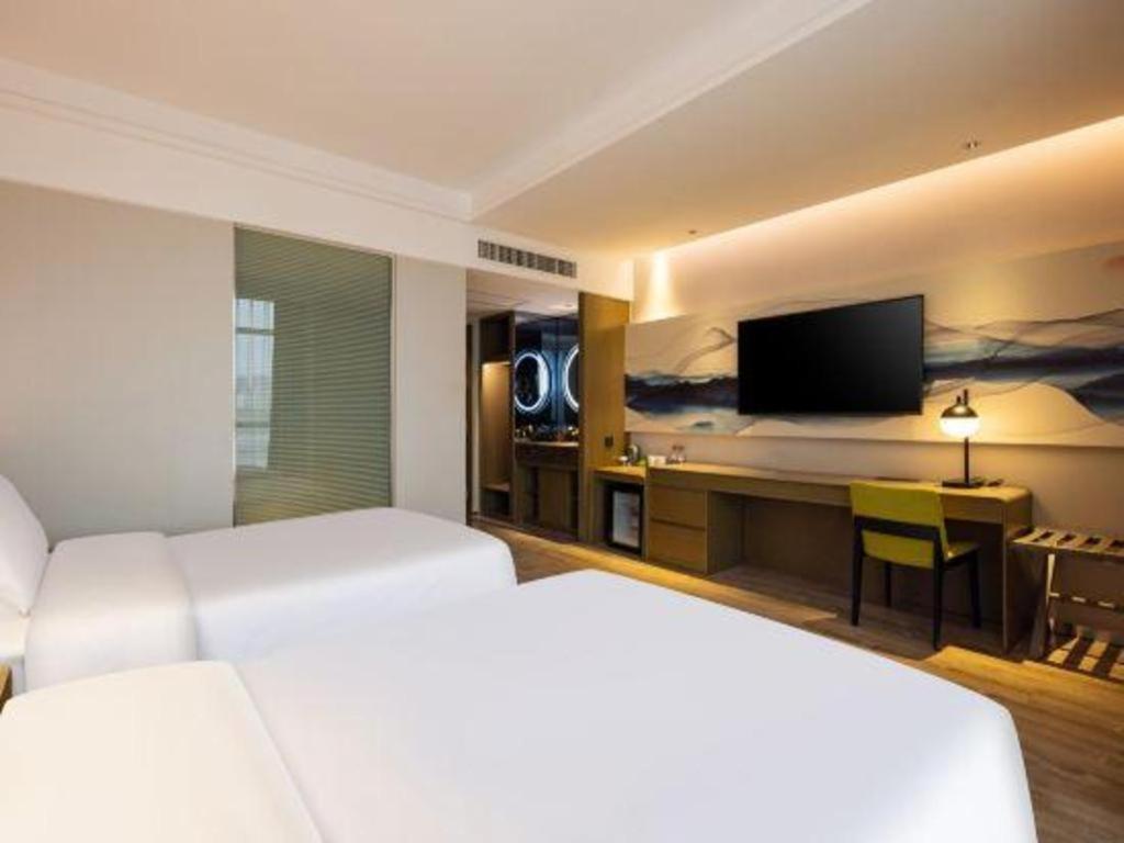 Ibis Styles Wuhan Optics Valley Square Hotel Ngoại thất bức ảnh
