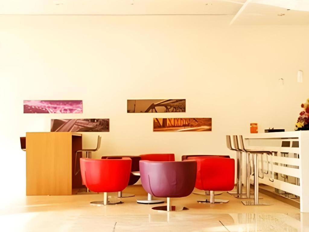 Ibis Styles Wuhan Optics Valley Square Hotel Ngoại thất bức ảnh